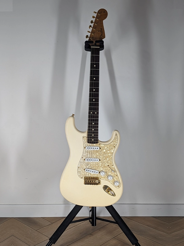 Location de guitare fender pour concert live