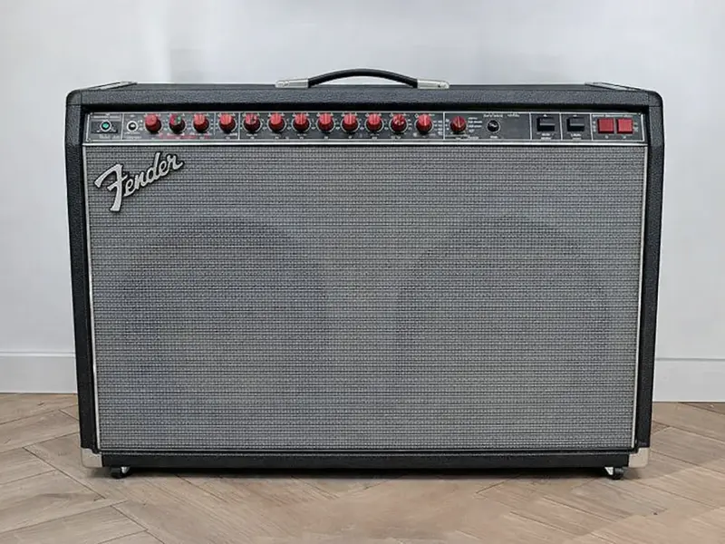 Fender The Twin Red Knobs ampli guitare 2x12 JBL en location backline à Montpellier, Nîmes et Aix-en-Provence