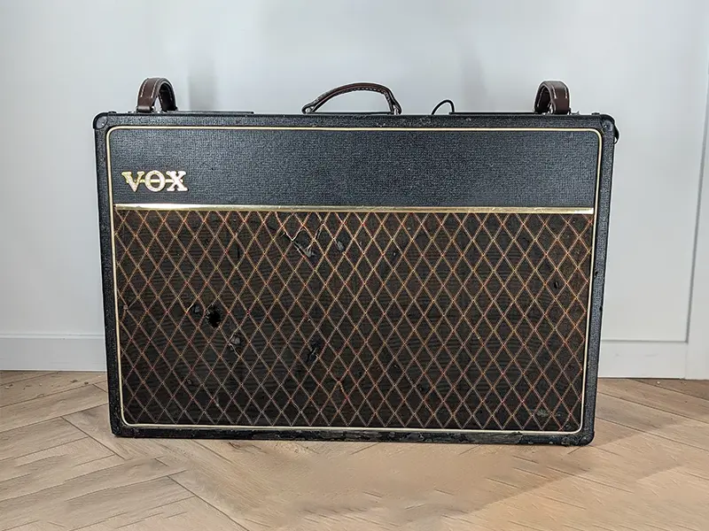 Vox AC30 1965 Xpanded Frequencies ampli guitare 2x15 Celestion en location backline à Cannes, Antibes et Juan-les-Pins