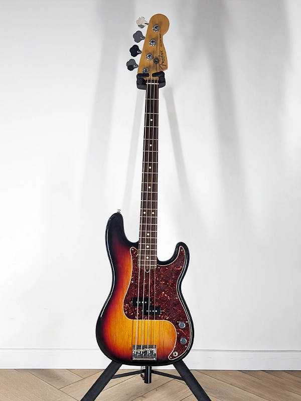 Fender American Precision Bass Sunburst en location backline à Marseille, Nice et Montpellier en région PACA