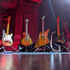 Nos Guitares & Basses